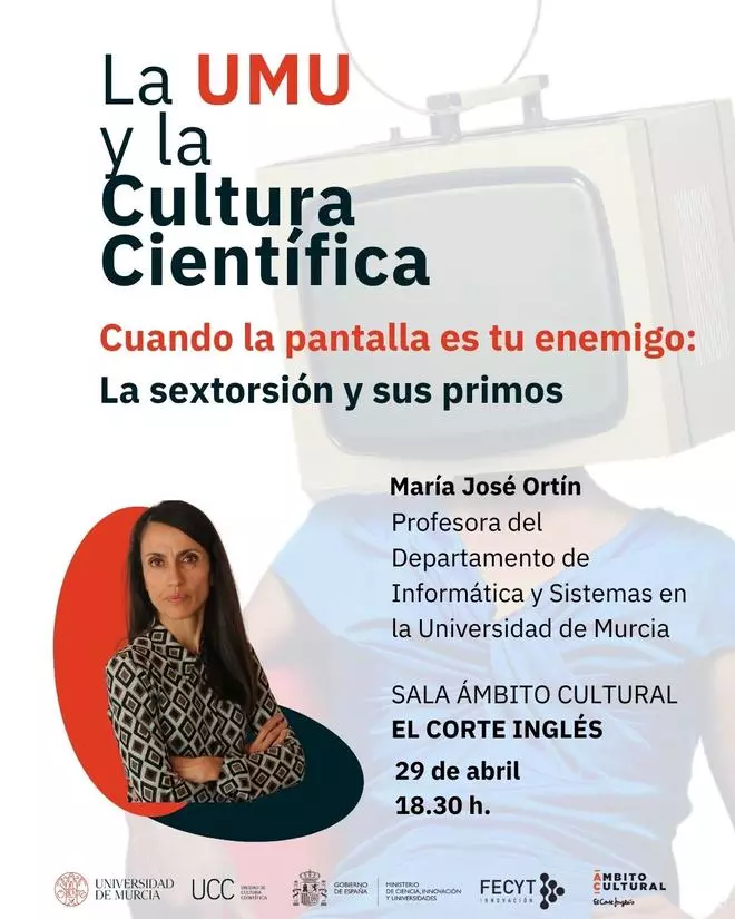 María José Ortín imparte una conferencia sobre los peligros del sexting en ‘La UMU y la Cultura Científica’