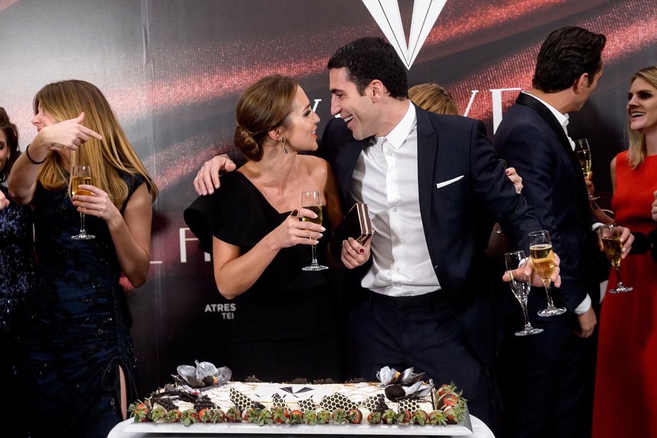 Fiesta final de 'Velvet': una pareja de excepción