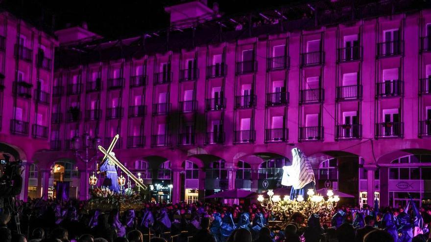 Pasión y devoción en Elda con el Encuentro de la Verónica y Jesús Nazareno