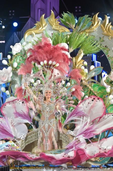 08-03-2020 SAN BARTOLOMÉ DE TIRAJANA. REINA CARNAVAL DE  MASPALOMAS.  CORONACIÓN DE LA REINA  Fotógrafo: ANDRES CRUZ  | 08/03/2020 | Fotógrafo: Andrés Cruz