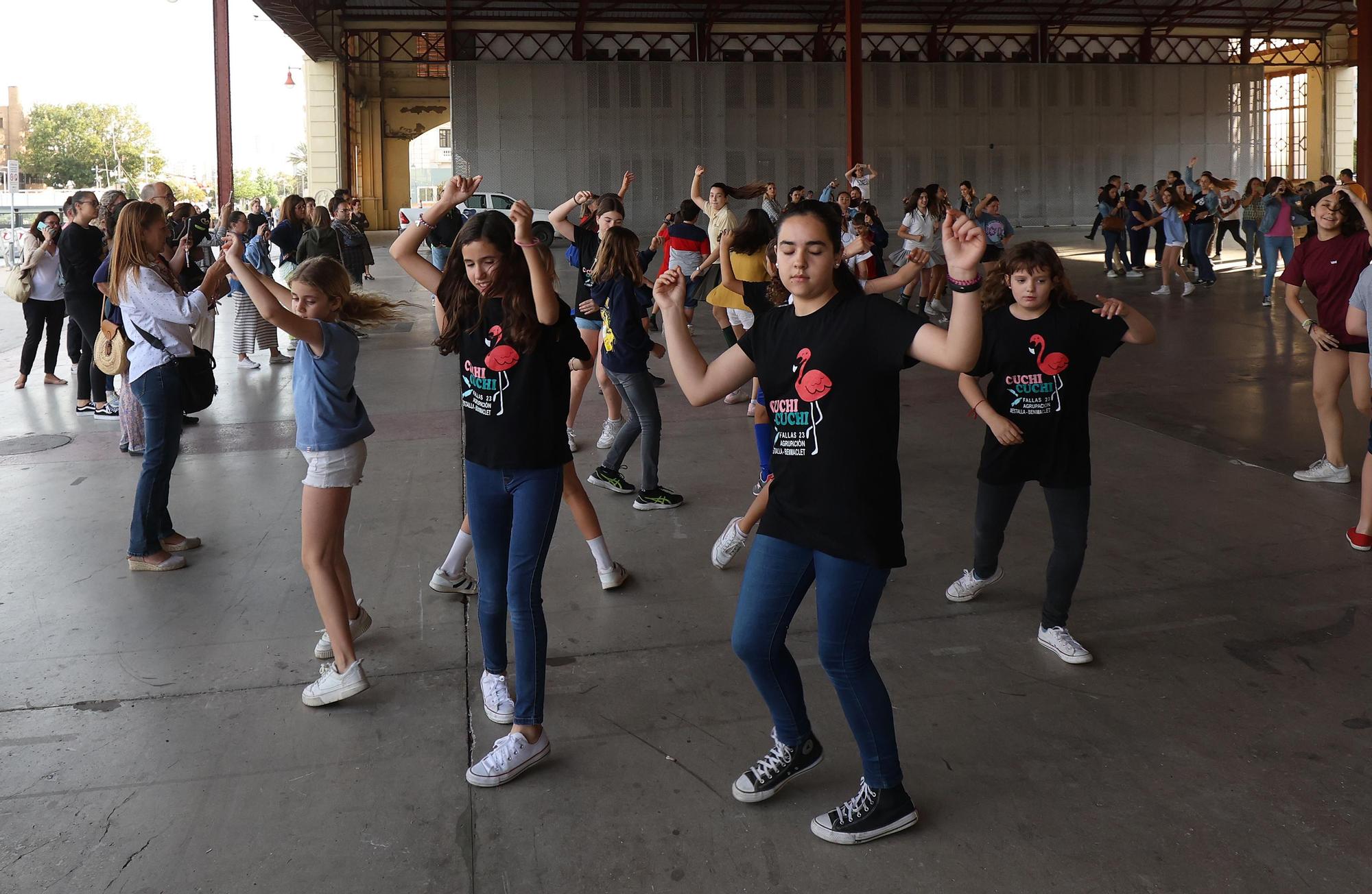 Así ha sido el ensayo general de la "dansà de les falles infantils a la Verge"