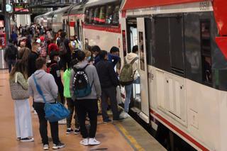 El PP de Ayuso aprovecha la debilidad de la ministra de Transportes y se vuelca en sus exigencias para los Cercanías de Madrid