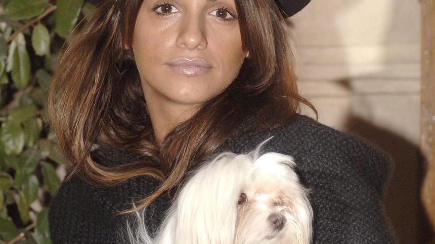 Mónica Cruz (49) tiene claras sus prioridades y no podemos estar más de acuerdo: "Me gusta más estar con mis perros que con gente"