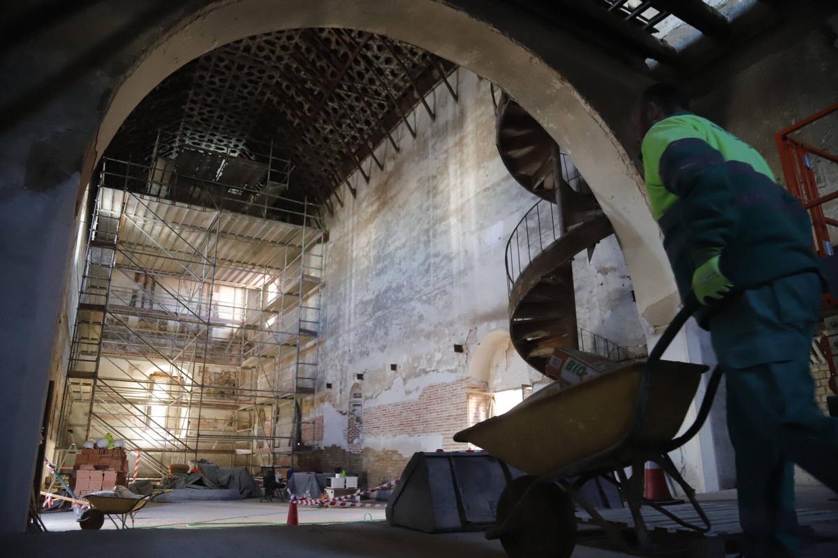 La restauración del convento descubre nuevos hallazgos sobre el artesonado mudéjar y sus pinturas murales