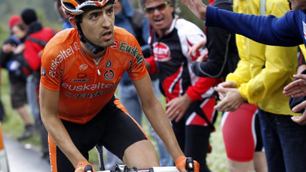 El español Mikel Nieve Ituralde, durante la etapa del Giro de este domingo.