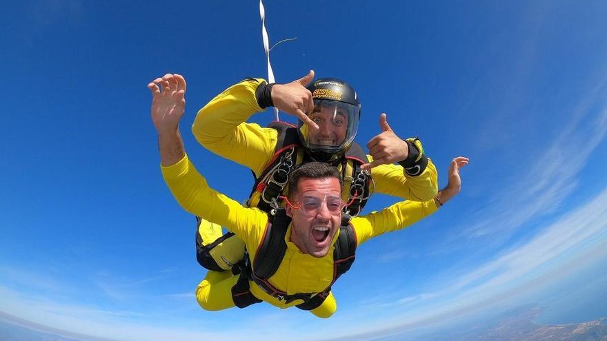 Salto en paracaídas en Castelló