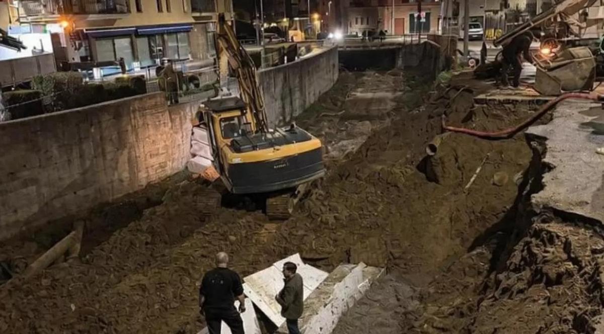 Les màquines treballant aquesta setmana a Anglès.
