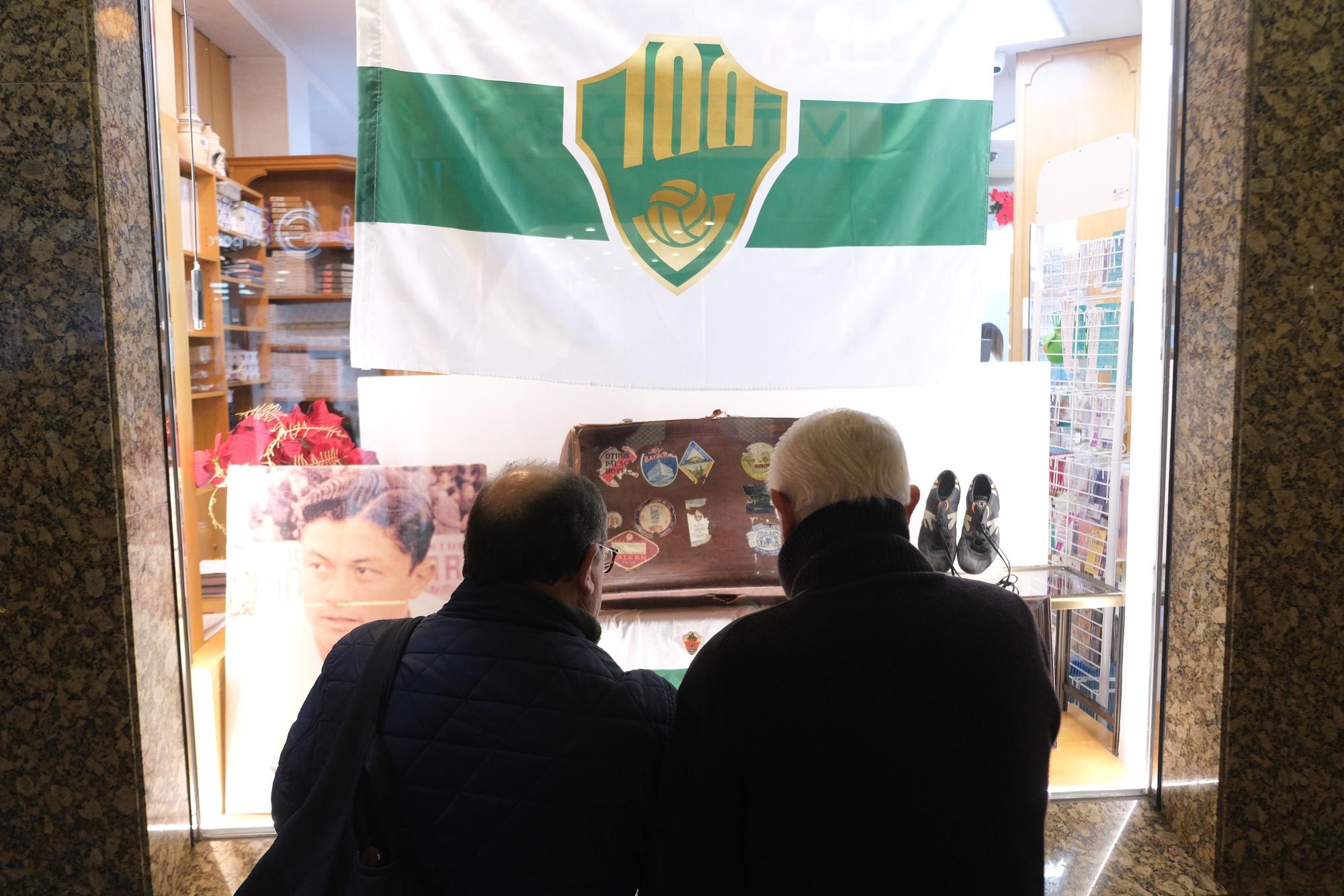 La exposición "100 años de sentimiento franjiverde" llega al centro de la ciudad