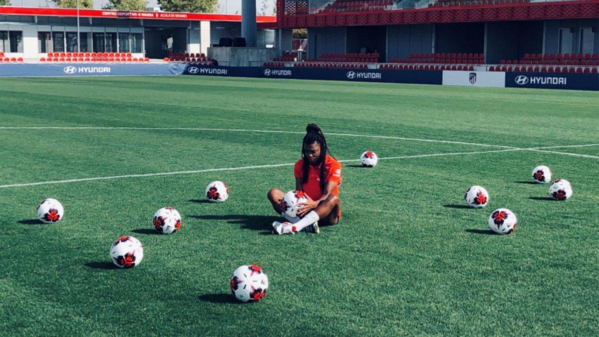 ¿El fútbol femenino es Fútbol, sin más. La campaña ¿Femenino, con F de Fútbol¿