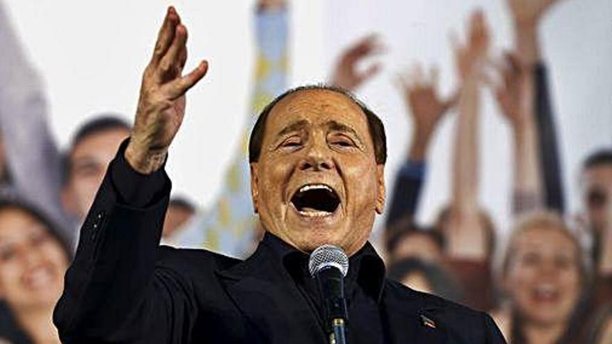 Silvio Berlusconi, durant un míting del seu partit en una foto d&#039;arxiu.