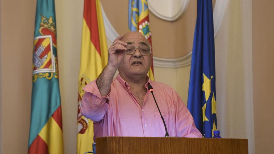 Momento tenso del pleno de este jueves protagonizado por el concejal de Ciudadanos, Vicente Vidal