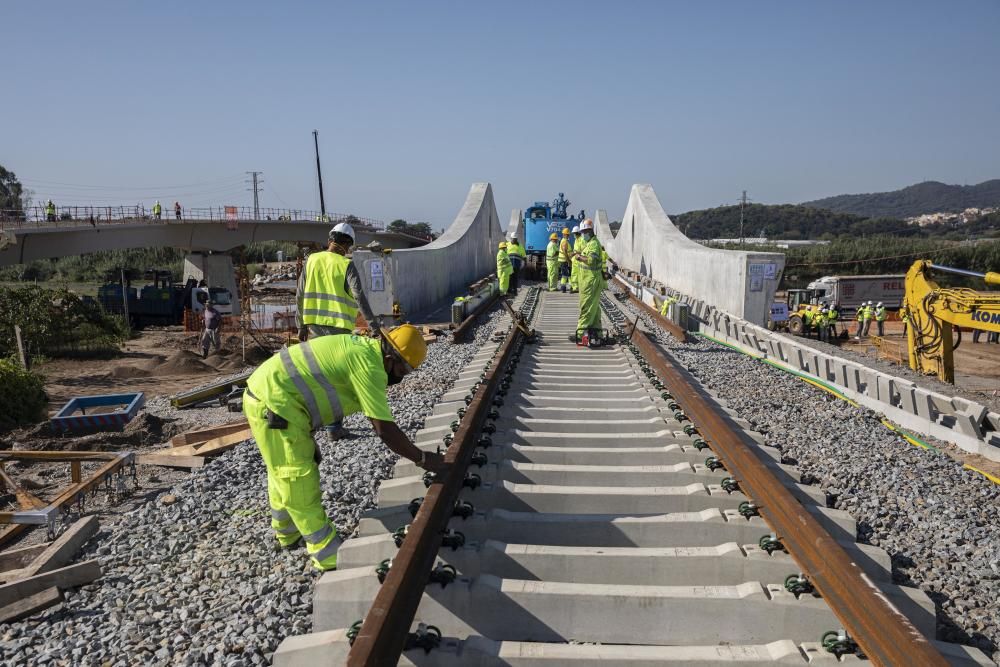 Reconstrucció del pont sobre el riu Tordera destruït pel Gloria