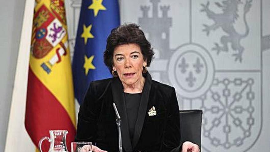 La portaveu del Govern en funcions, Isabel Celaá, durant la darrera roda de premsa del Consell de Ministres.