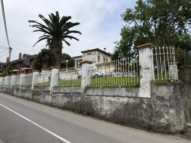 Encuentran muerto en su casa de Celoriu a José María Úrculo, hermano del conocido pintor Eduardo Úrculo