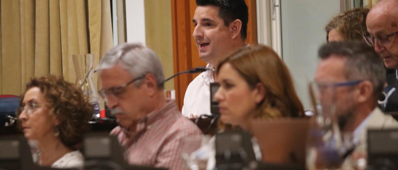 Pedro García, durante su intervención en el Pleno de este mes de mayo.