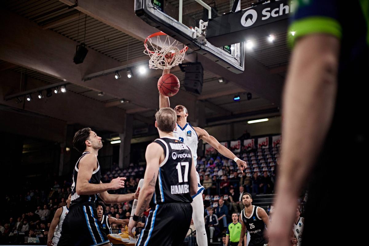 Imatges de l'Hamburg Towers-Baxi Manresa