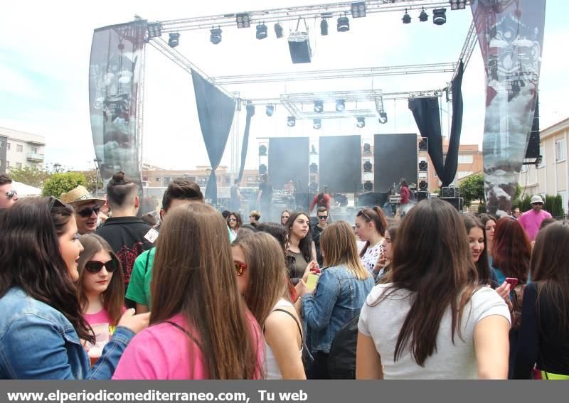 Nules se vuelca con la fiesta de las paellas