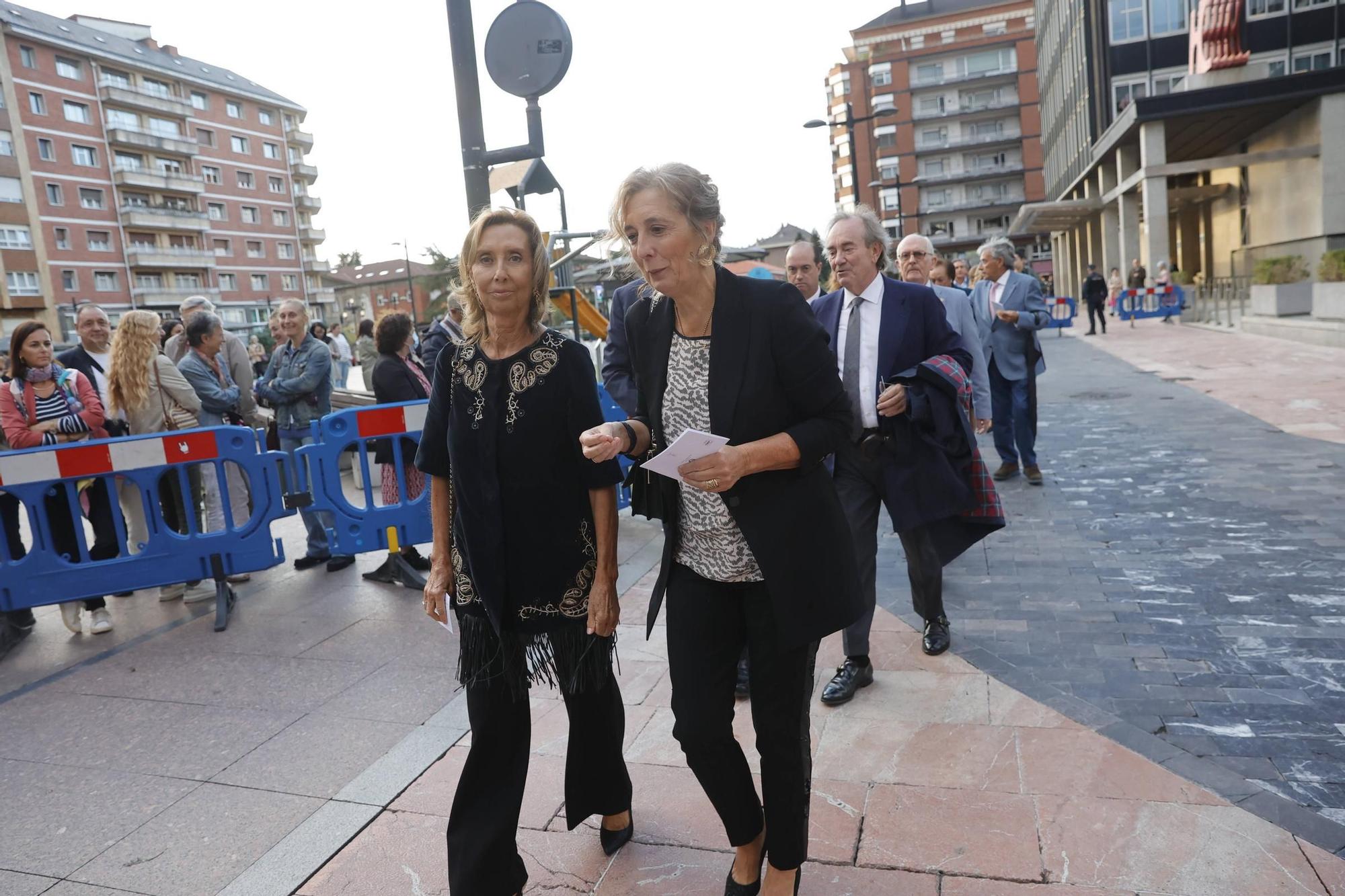 EN IMÁGENES: La Familia Real asiste en Oviedo al concierto de los premios "Princesa de Asturias"