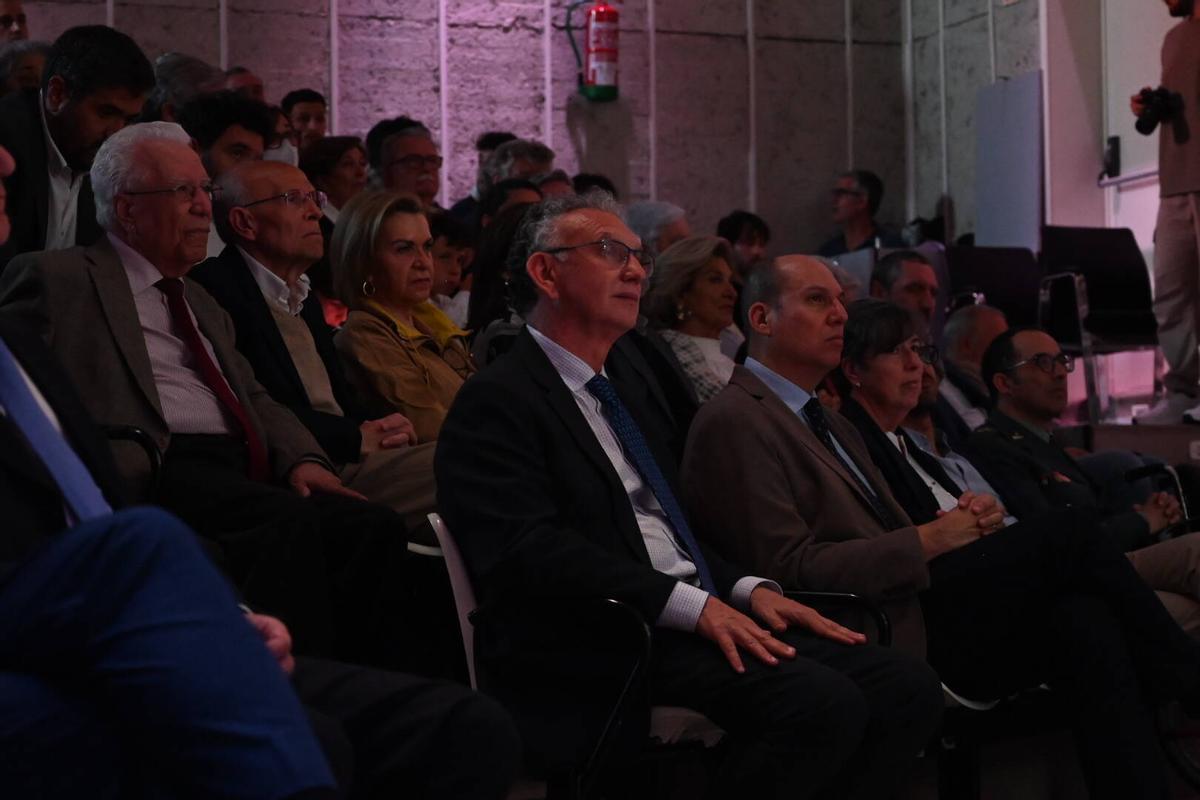 Fotogalería | Así ha sido el emotivo adiós a Emilio Vázquez y Emilio Jiménez, capitanes de Fundación CB Fotogalería | Así ha sido el emotivo adiós a Emilio Vázquez y Emilio Jiménez, capitanes de Fundación CB