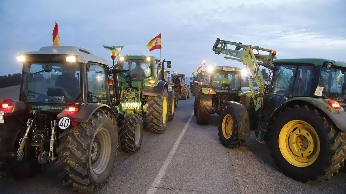 Tractorada de protesta en Córdoba.