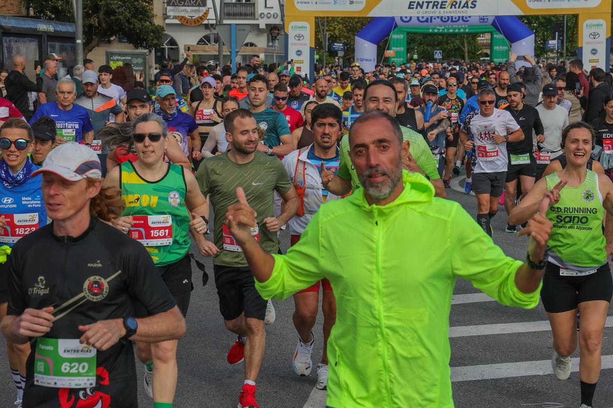 Multitudinaria media maratón entre O Grove y Sanxenxo Multitudinaria media maratón entre O Grove y Sanxenxo