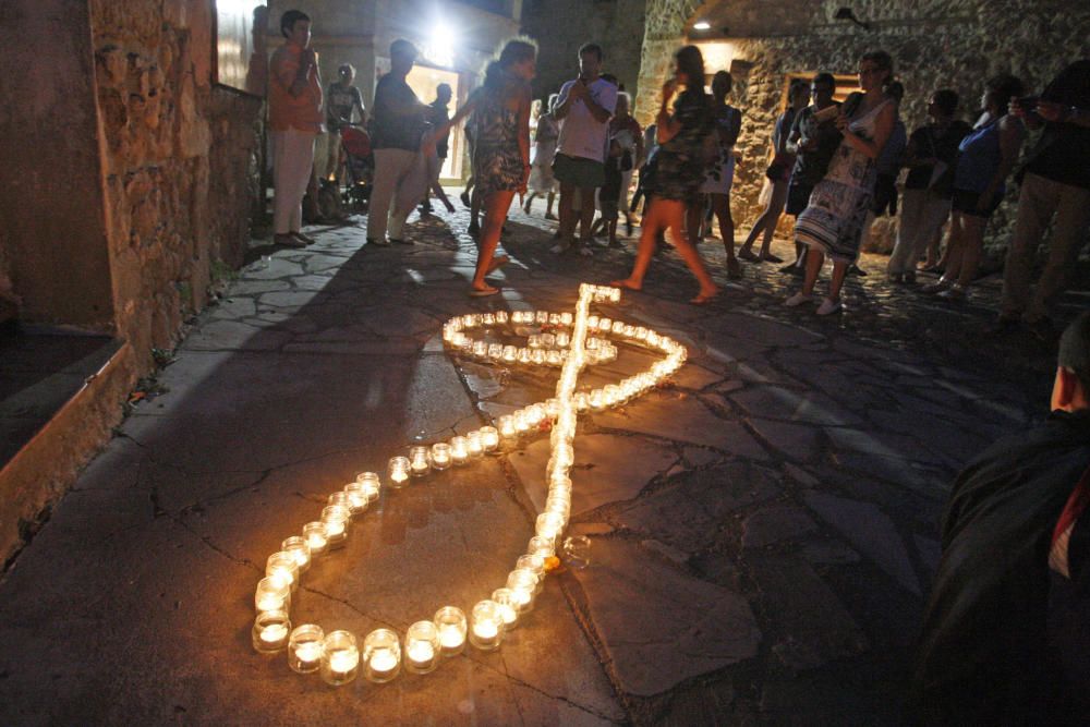 Pals celebra la Nit d''Espelmes