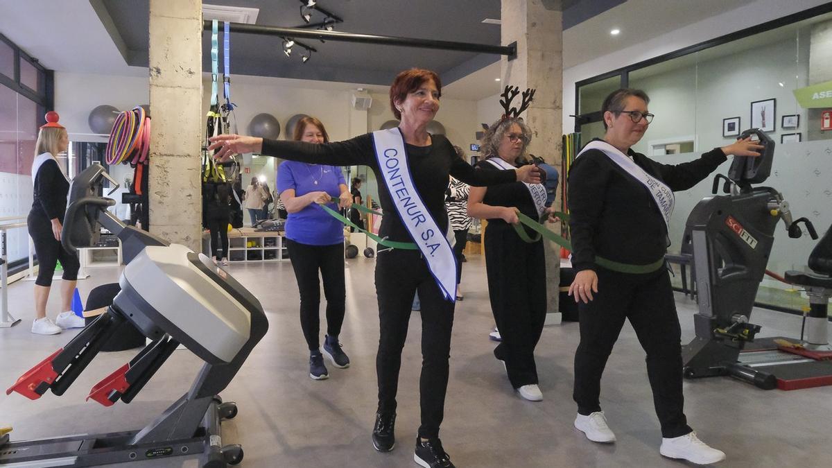 Las candidatas a Gran Dama entrenan para la gala