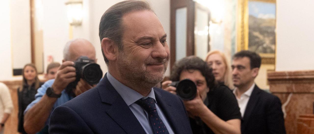 El PSOE de Andalucía emplaza a Ábalos a renunciar voluntariamente al acta de diputado