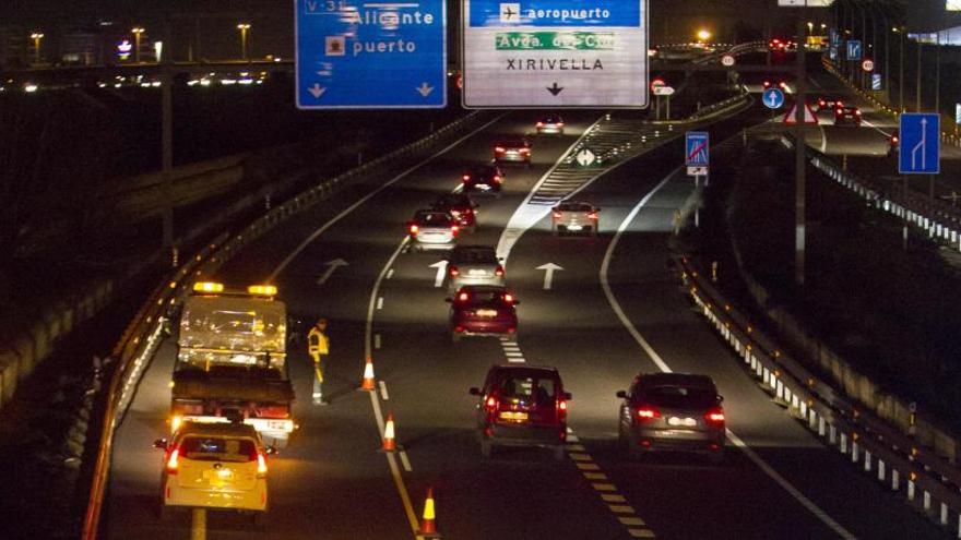 Policía Local deja el control de la V-30 a la Guardia Civil