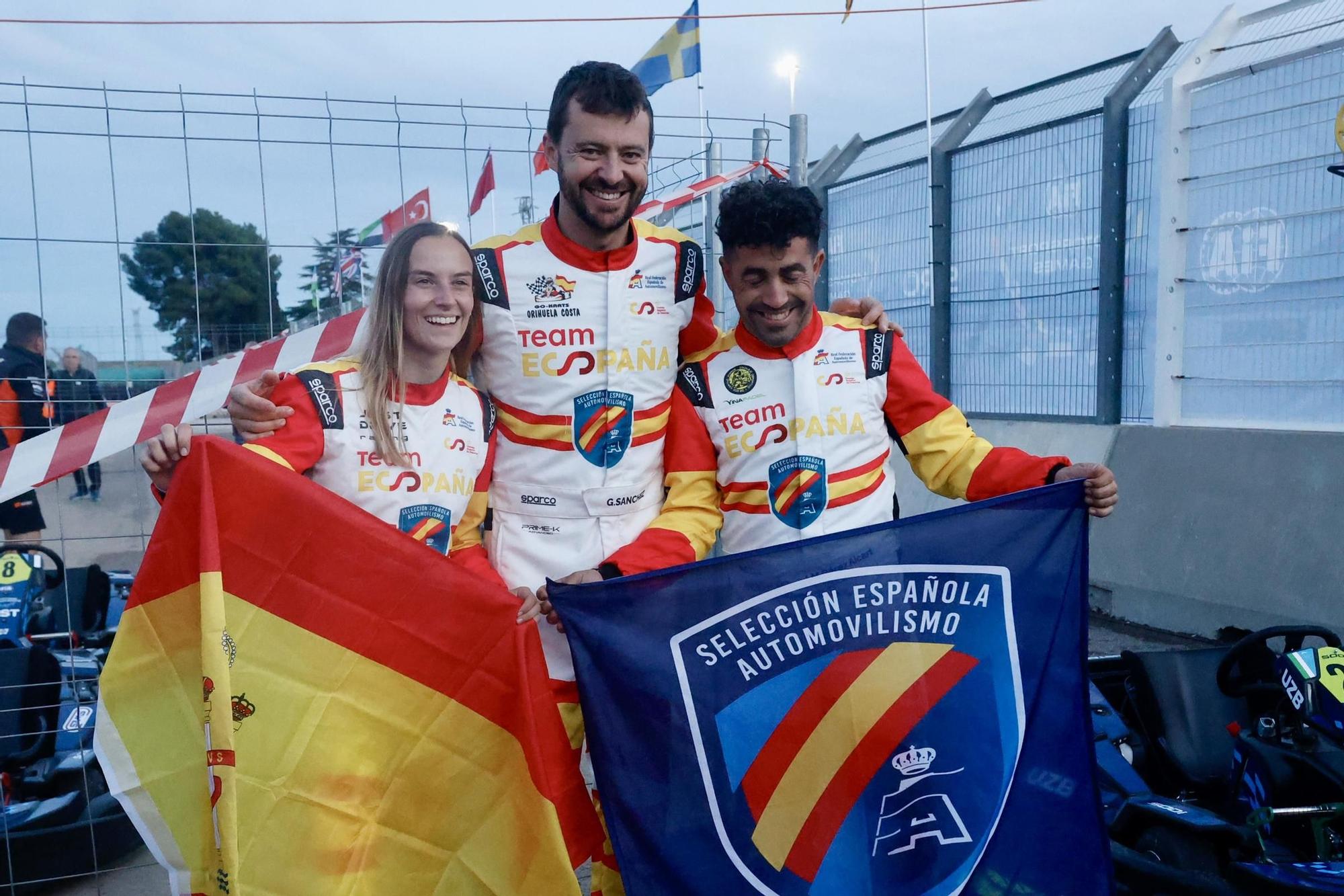 España repite plata en la carrera de cuatro horas de Karting Endurance con dos valencianos y Belén García