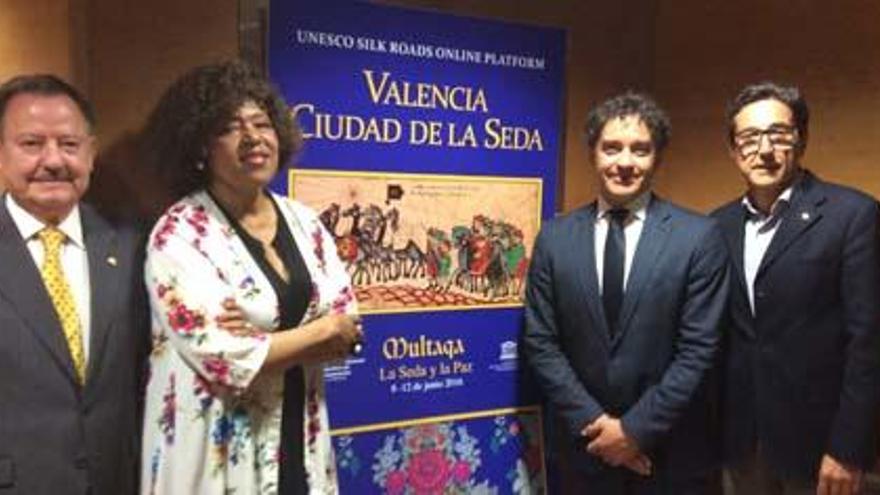 Los representantes de Unesco y Turismo Valencia presentaron ayer Valencia Ciudad de la Seda.