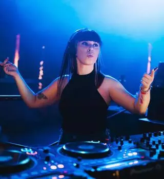 Clandestino "completa" las Festas do Cristo con un festival de techno en Cangas