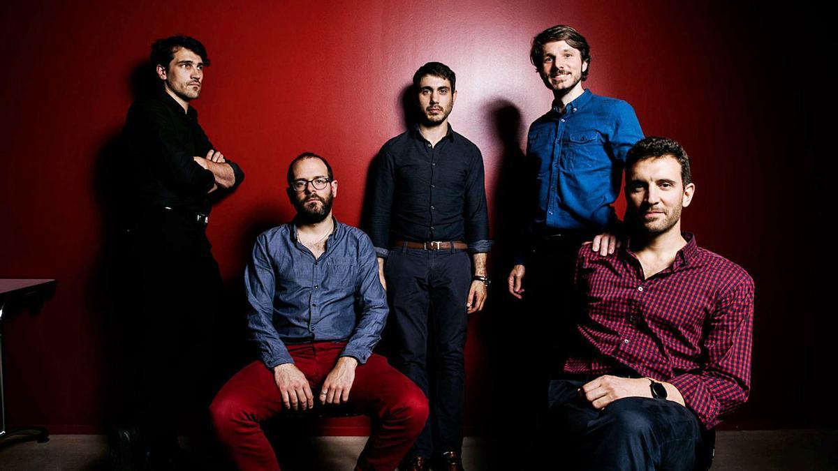 El quinteto francés Ozma, con su compositor, Stéphane Scharlé a la derecha. | | EL DÍA El quinteto francés Ozma, con su compositor, Stéphane Scharlé a la derecha. | | EL DÍA