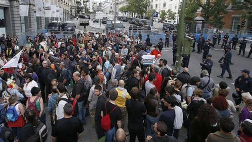 Fuerte despliegue policial en torno al Congreso