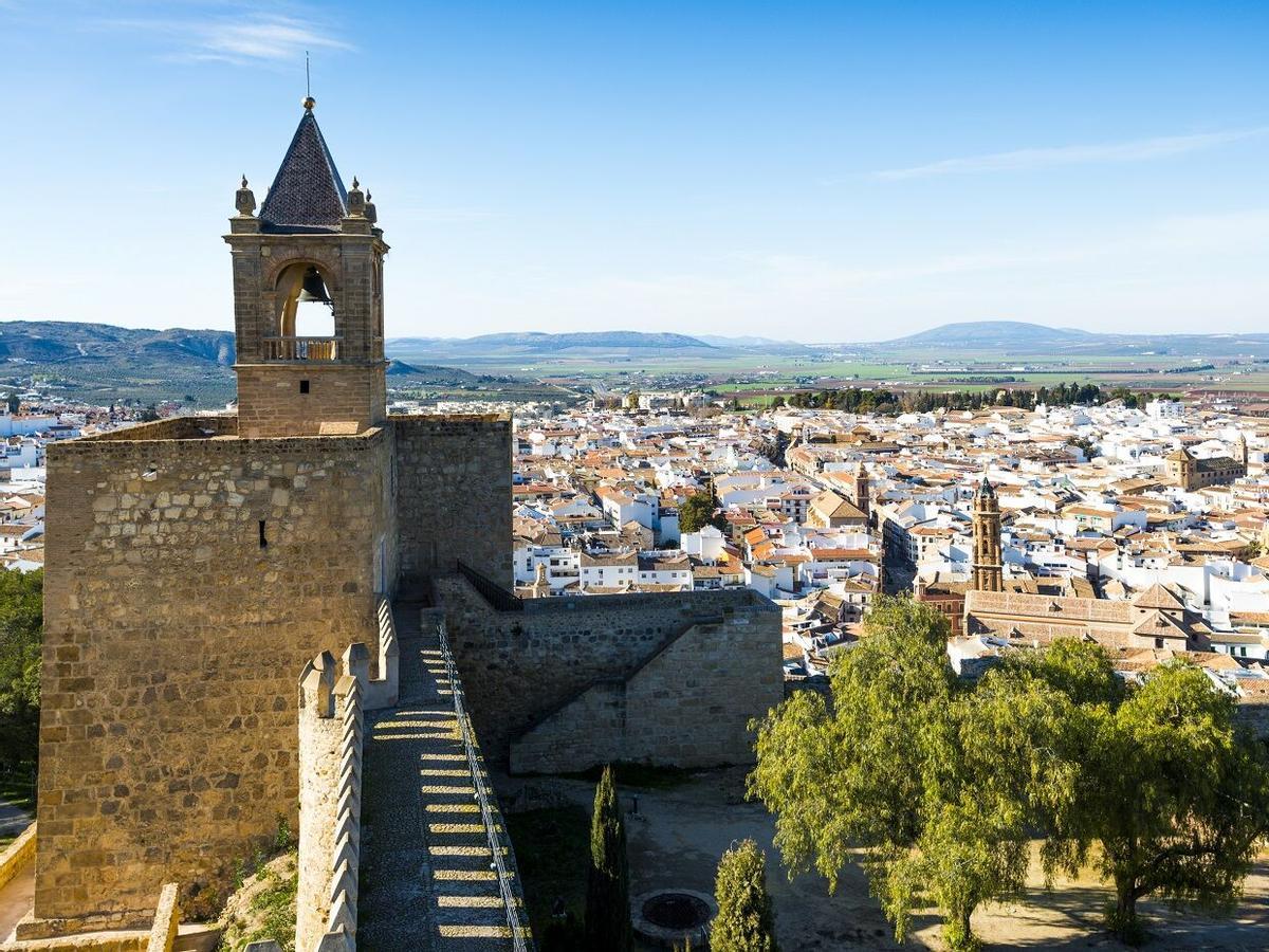 Con esta restauración se pretende garantizar la seguridad y frenar el deterioro de uno de los elementos patrimoniales más emblemáticos de la Antequera.