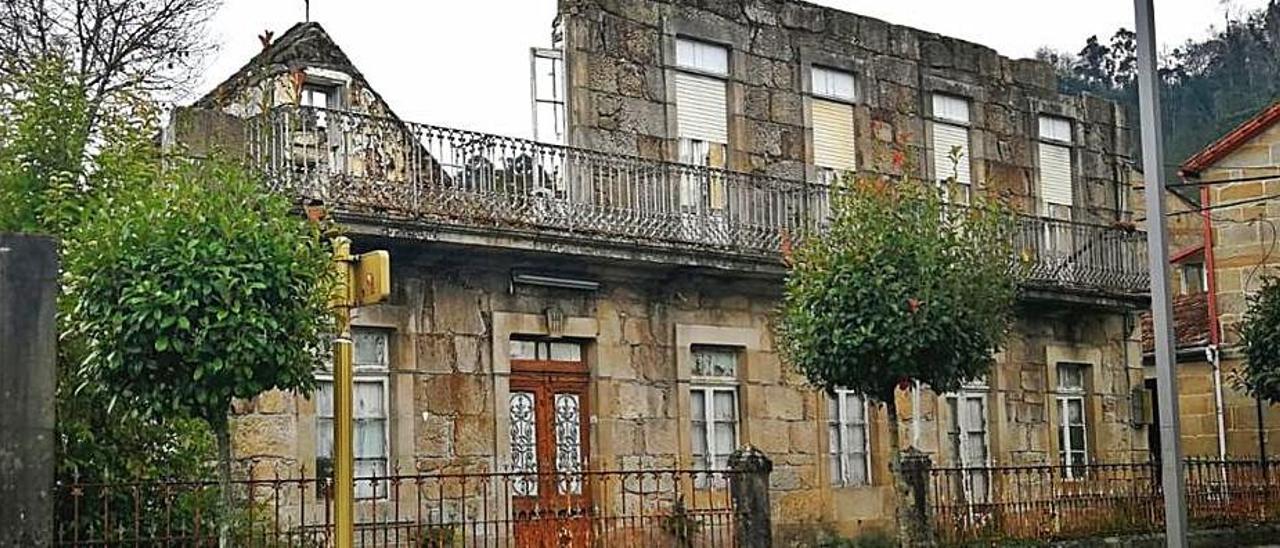 Estado actual del Hotel Roma, de 1907, en Mondariz Balneario.