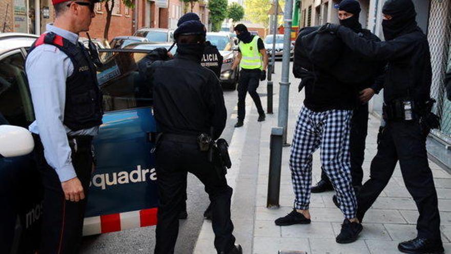 S&#039;eleven a nou els detinguts en l&#039;operatiu antijihadista en sis localitats catalanes