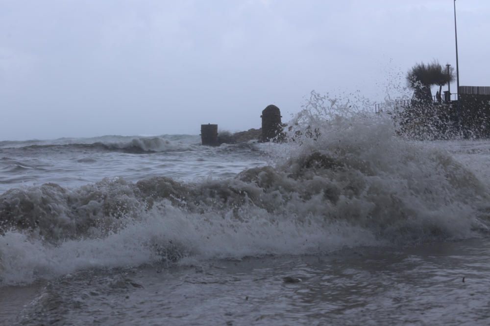 Temporal de llevant a l'Escala