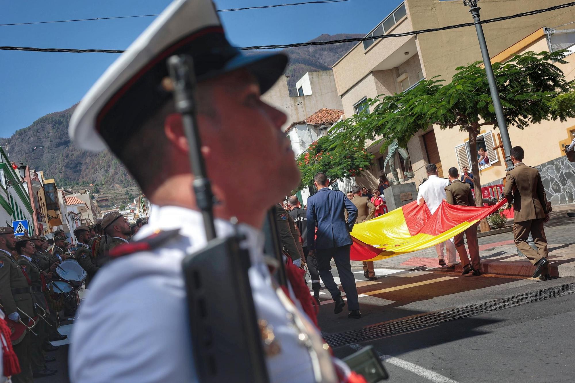 Acto de la bandera de la Fiesta Nacional en Arafo