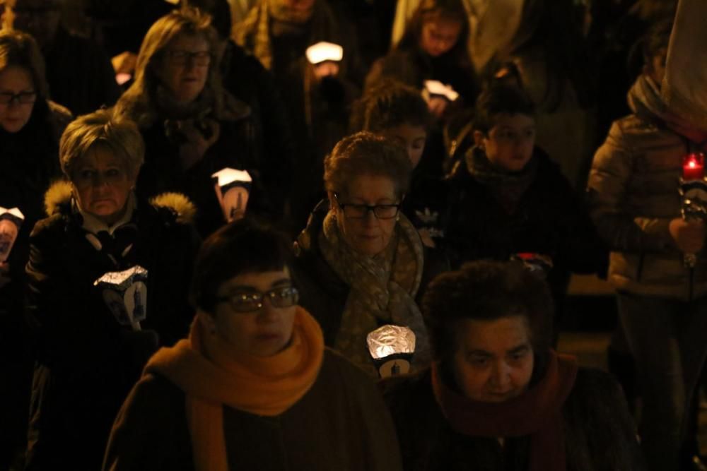 Procesión de las antorchas en Lourdes (Zamora)