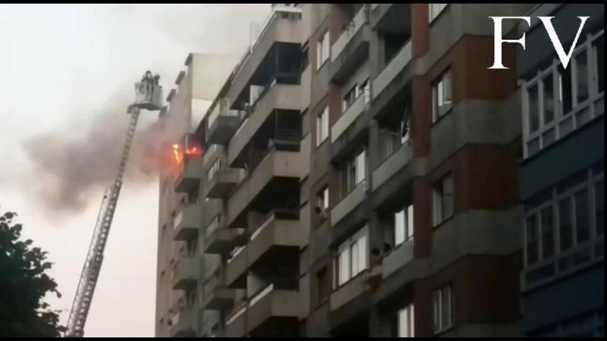 Incendio en la calle Torrecedeira