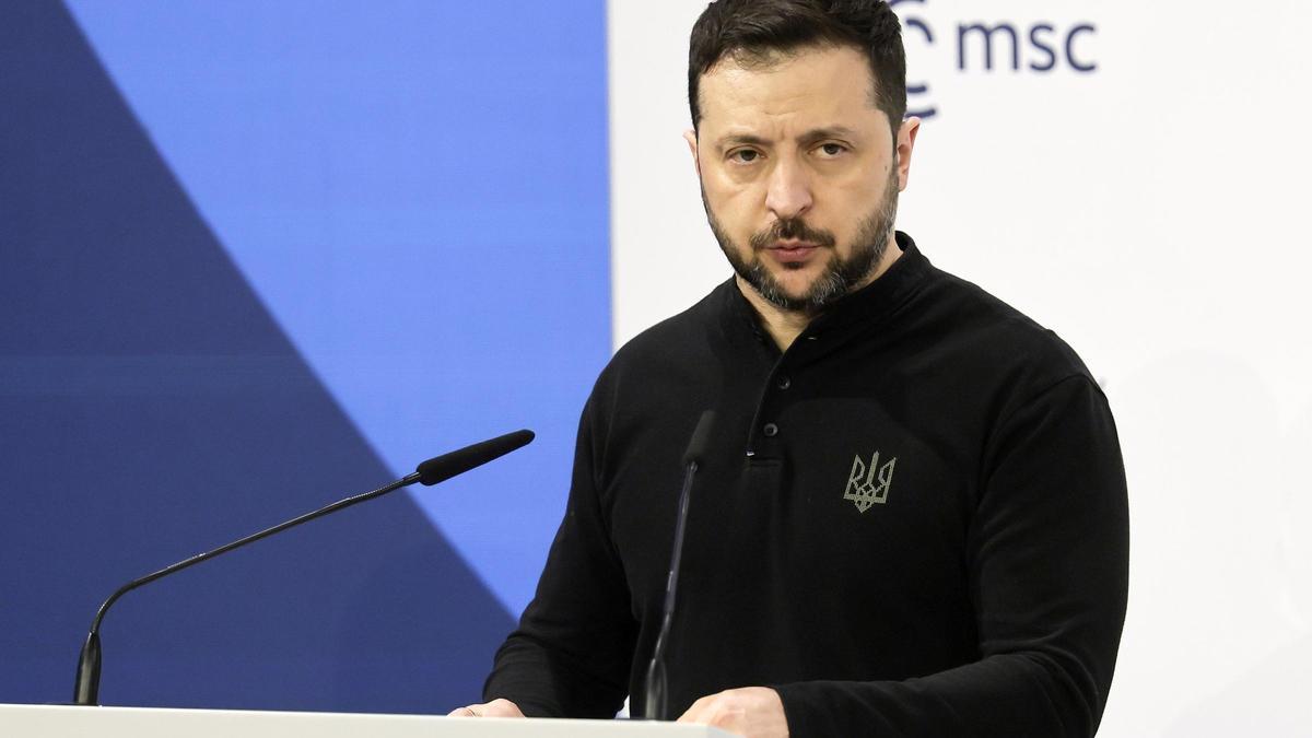 El presidente ucraniano, Volodímir Zelenski, habla durante la 61ª Conferencia de Seguridad de Munich (MSC), en Munich, Alemania, el 15 de febrero de 2025.