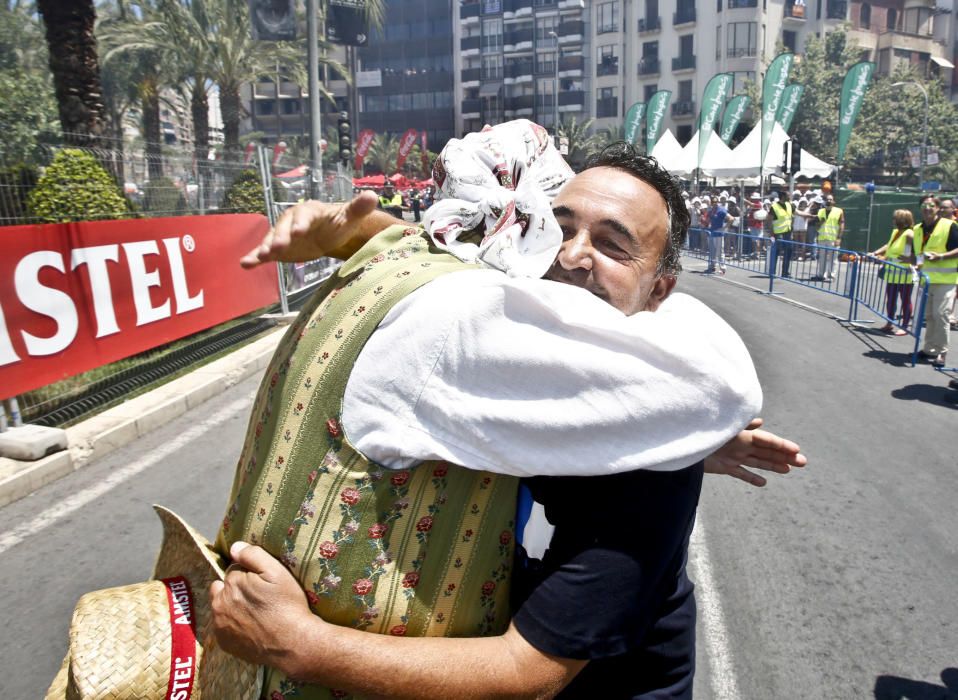 El espectáculo pirotécnico de Pedro Luis Sirvent ofreció un final atronador, pero no llegó por 12 segundos al tiempo mínimo requerido