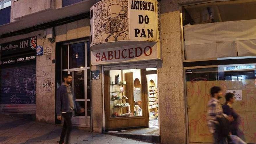 Local asaltado en la calle Cabeza de Manzaneda. // Iñaki Osorio