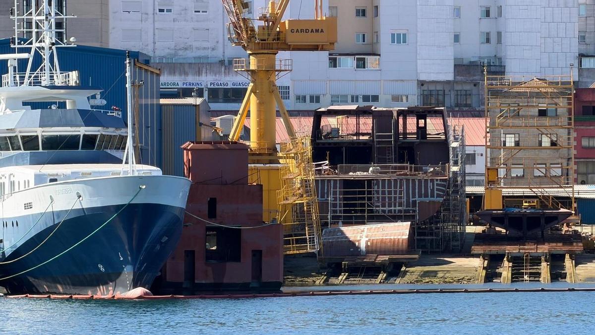 Bloques ensamblados de las patrulleras de Cardama para Uruguay.