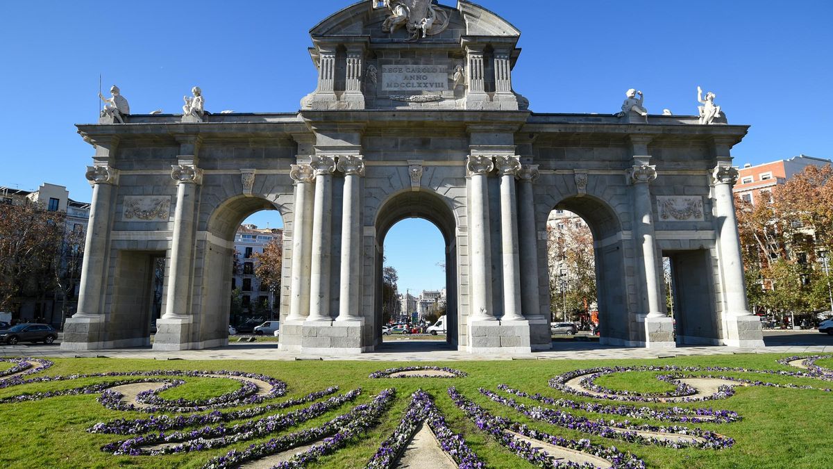 20 DICIEMBRE 2023. RESTAURACIÓN PUERTA ALCALÁ MADRID CENTRO