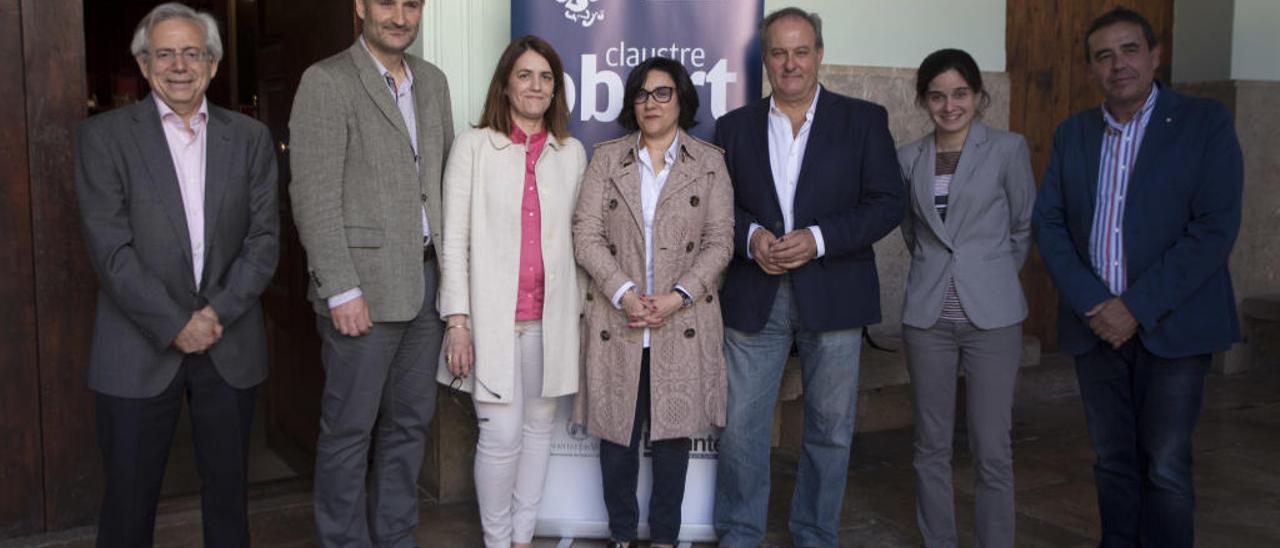 A. Ariño, J. Rodríguez-Teruel, E. Jaraiz, N. Lagares, P. Oñate, L. del Canto y J. Monreal en La Nau.