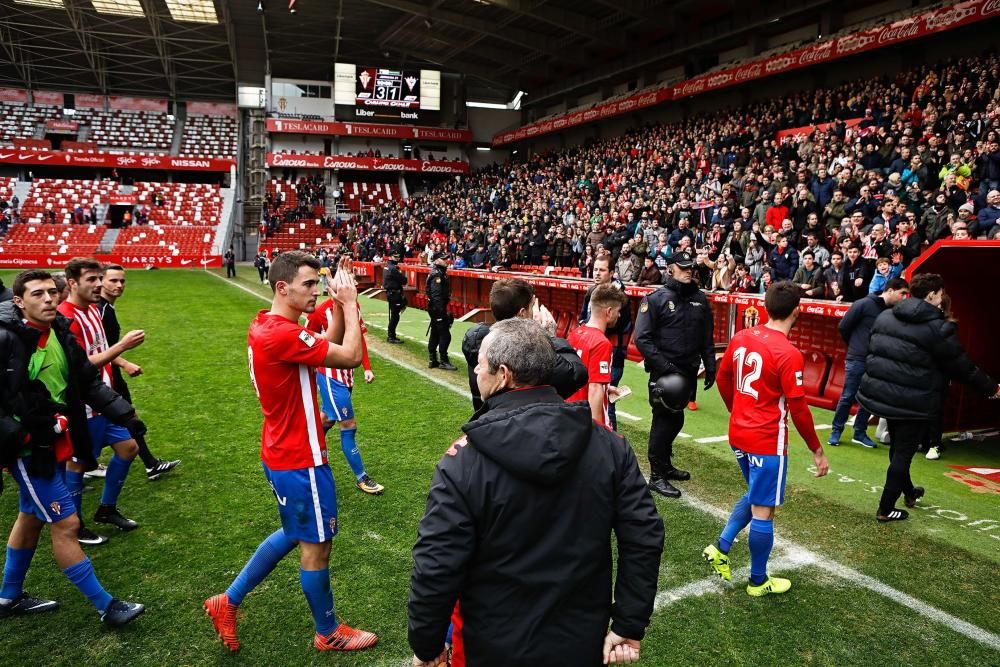 El partido entre el Sporting B y el Mirandés, en imágenes