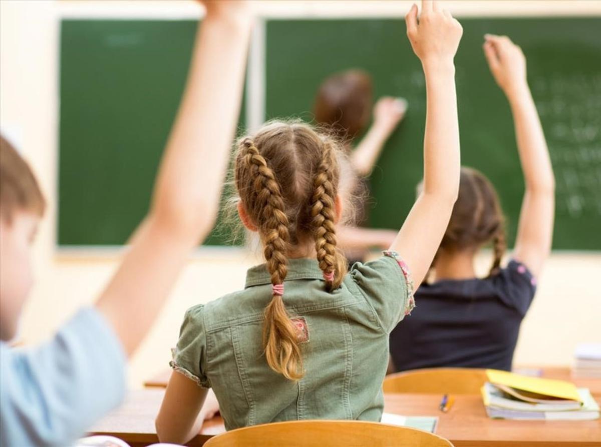 Alumnos en el aula de un colegio