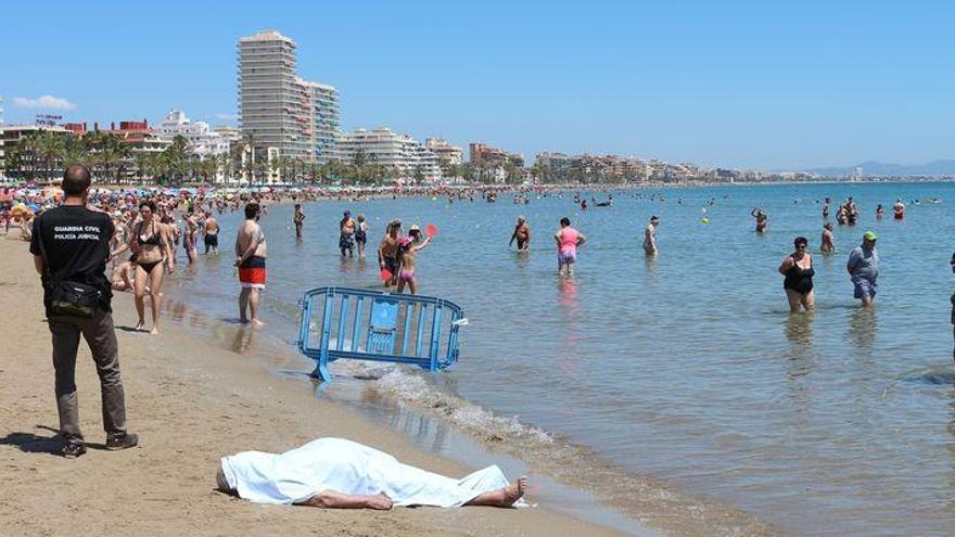 Arranque trágico del verano en las playas de la provincia con un muerto